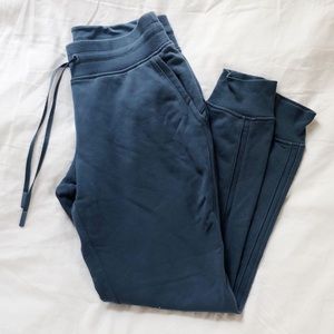 Lululemon joggers